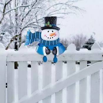 Blue Snowman Fence Peeker: Easy Outdoor Holiday Upgrade